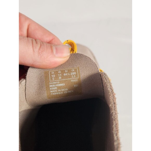Clarks Desert Trek Mens Chukka Boot Suede Leather Comfort Luxe Neutral 10 main image 7